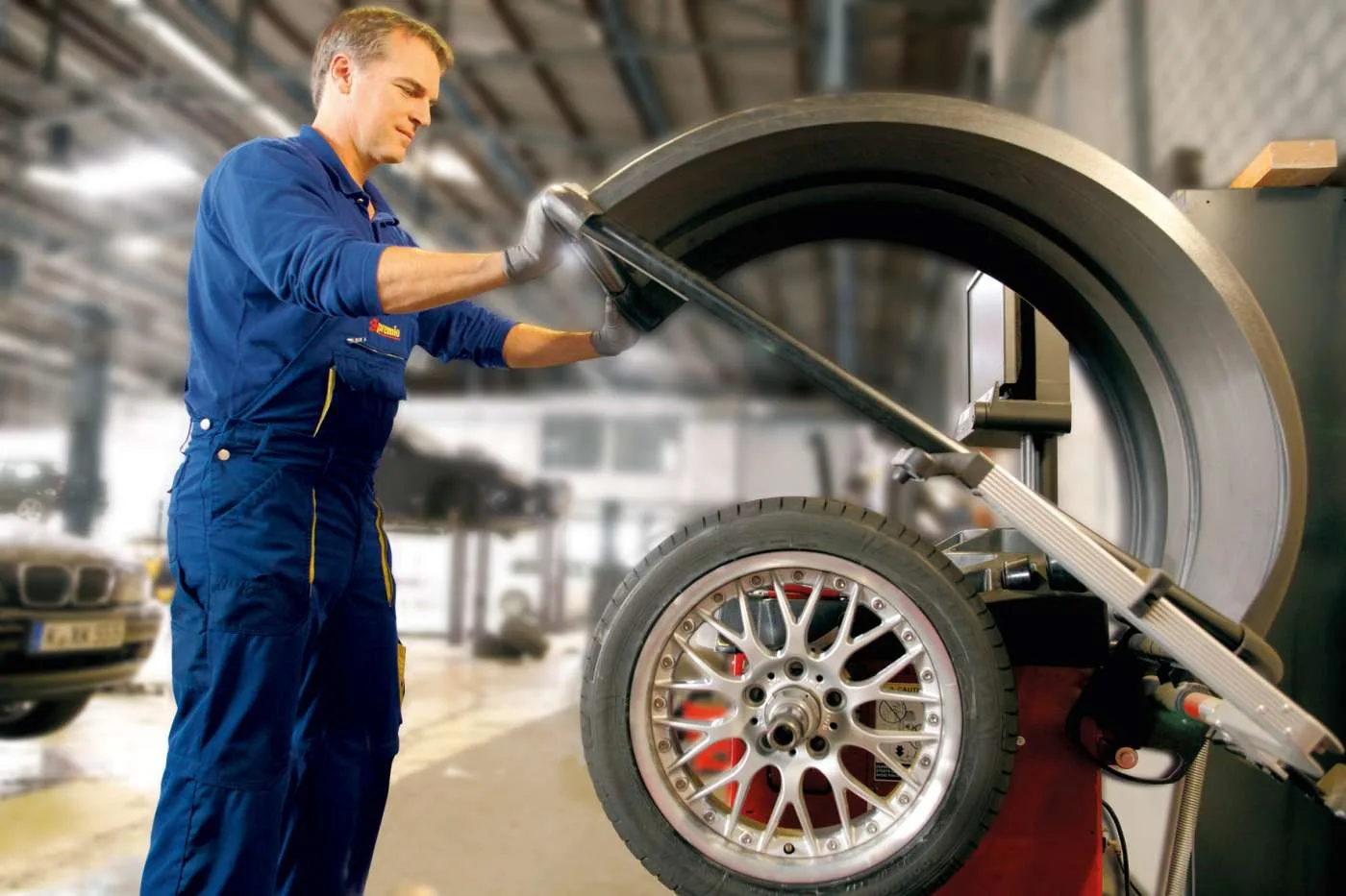 Lastik Değişimi ve Delik Onarımı: Güvenli Sürüş İçin Temel Bakım